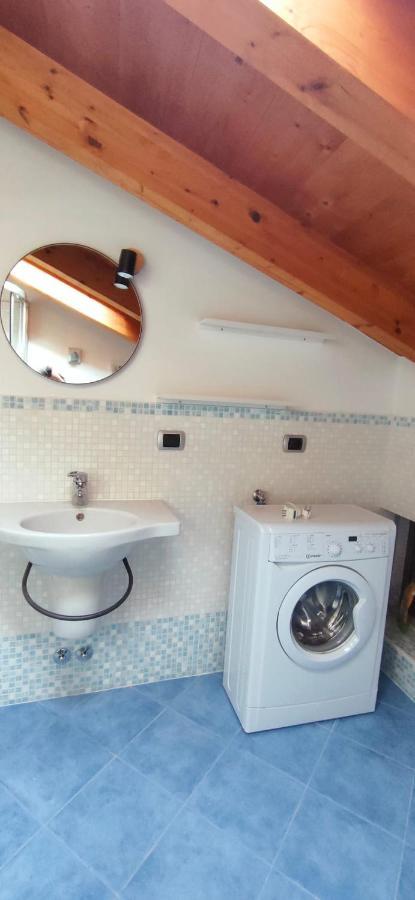 Casa Marina Apartment Ловере Екстериор снимка