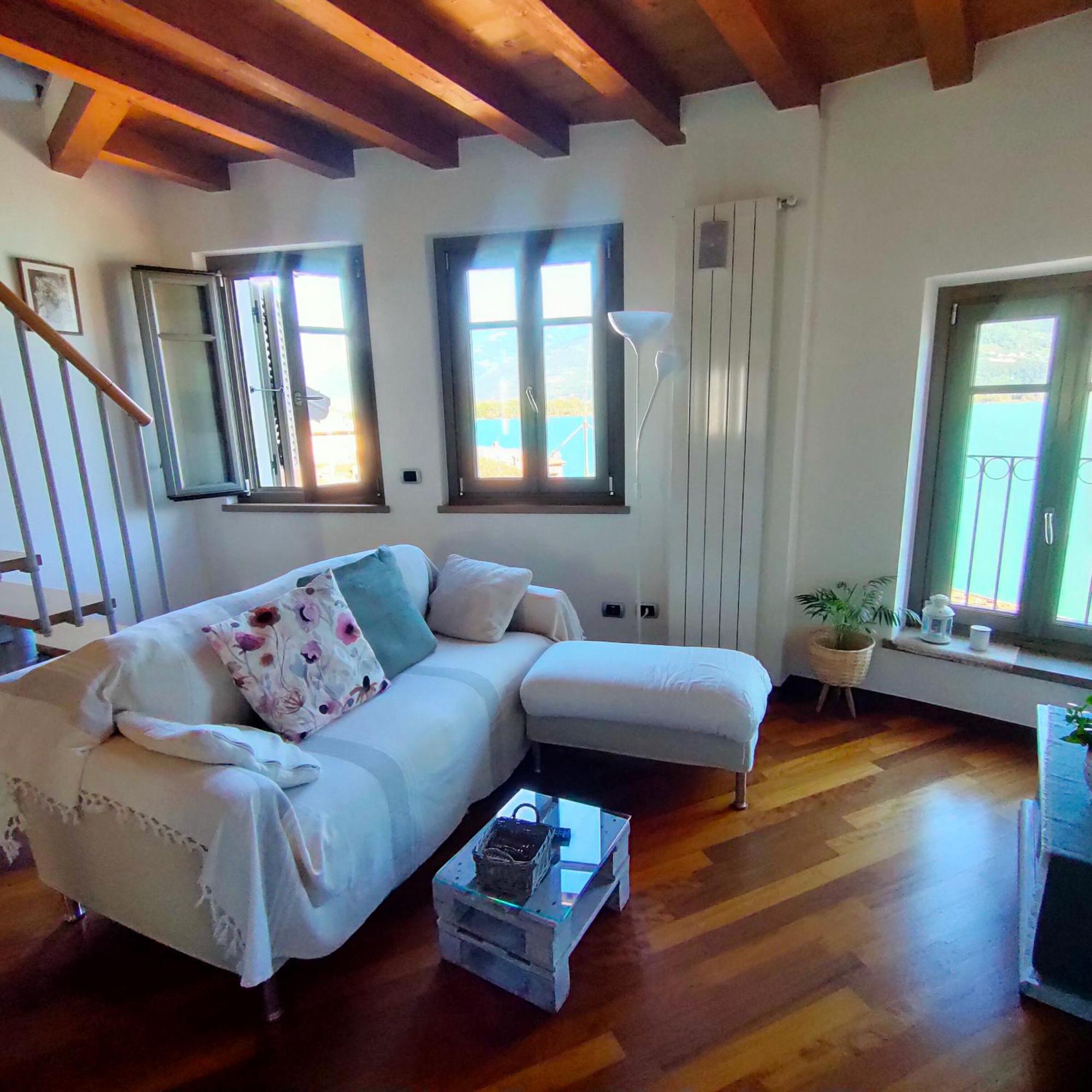 Casa Marina Apartment Ловере Екстериор снимка
