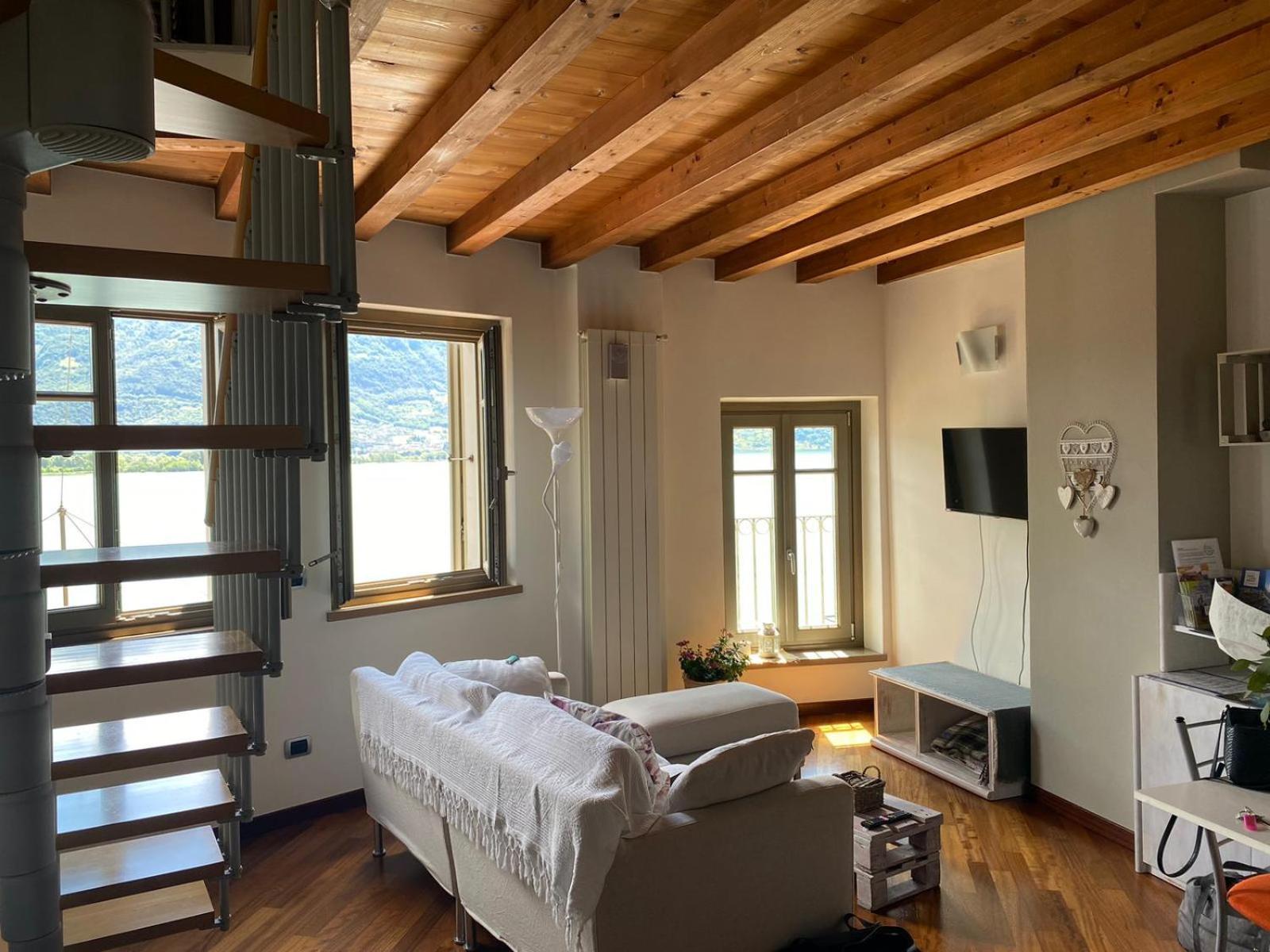 Casa Marina Apartment Ловере Екстериор снимка